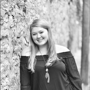 Meet your Posher, Olivia